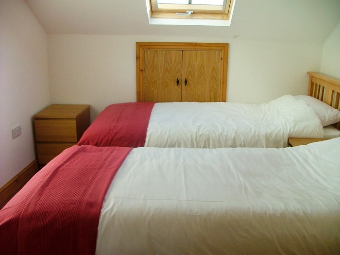 2. cottage suite - attic twin or double room